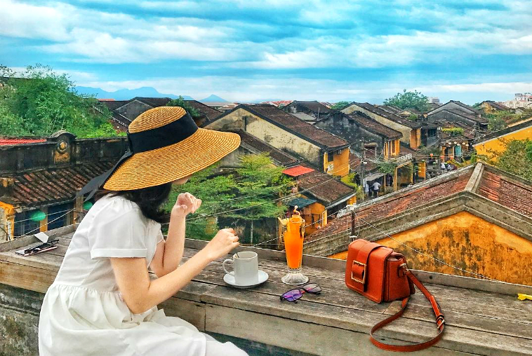 view-dep-tu-quan-cafe-o-hoi-an